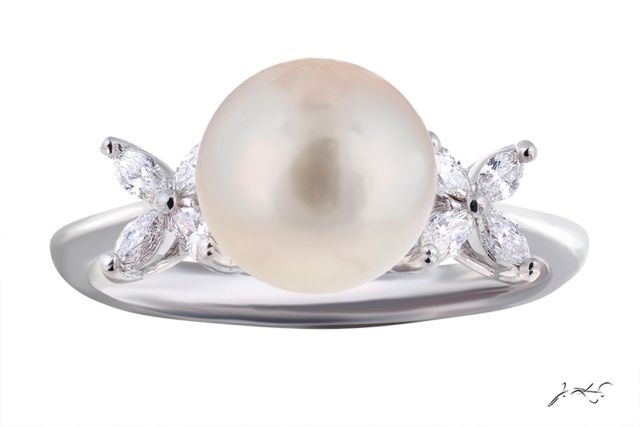 Prsten s perlou Akoya a diamanty