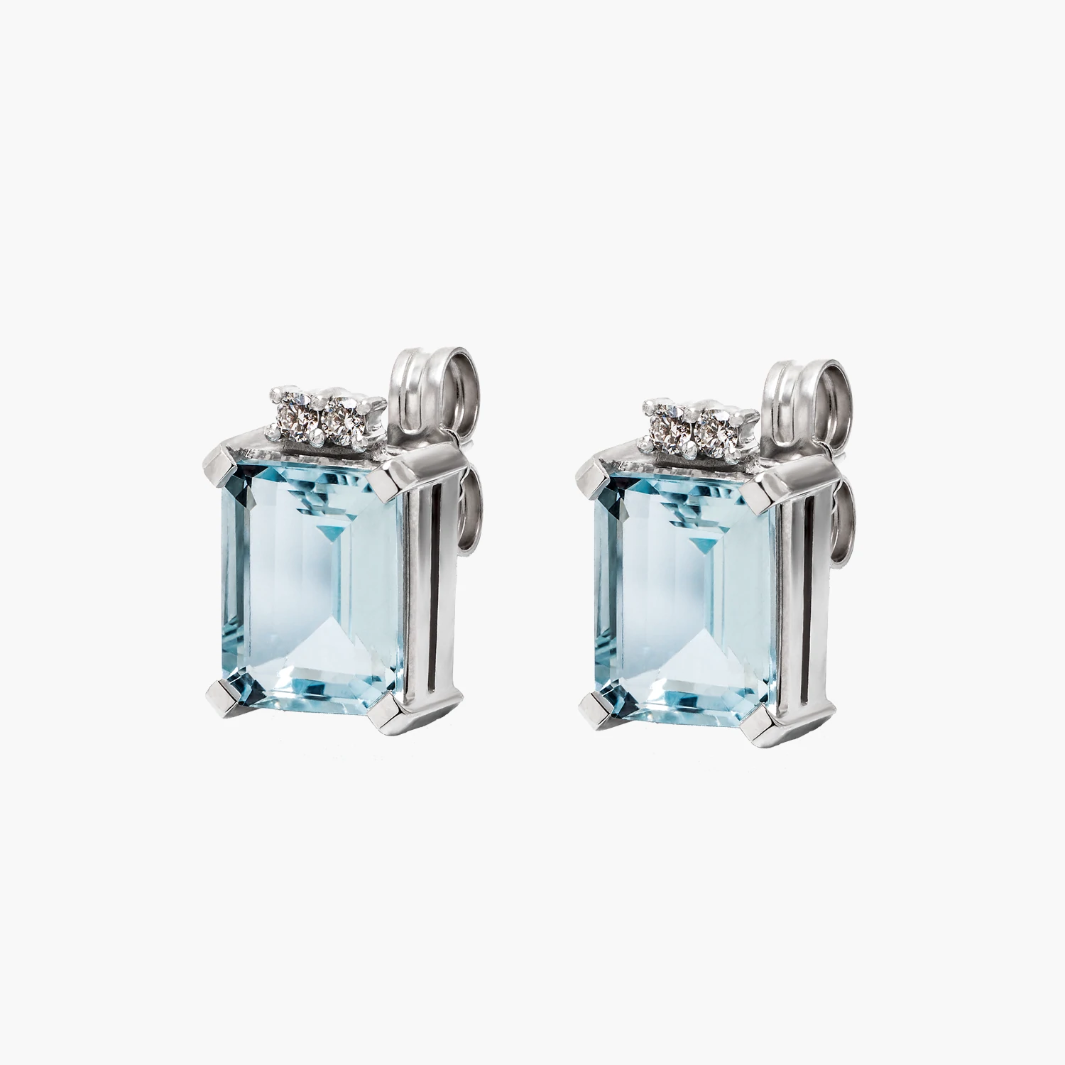 drahonovsky-nausnice-bile-akvamariny-diamanty-3696 Náušnice Aquadoré Royal - Obrázek 1